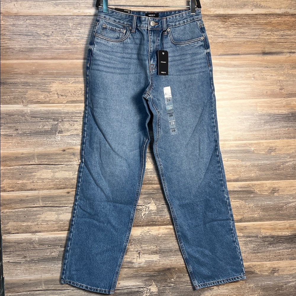 Forever 21 Men's Straight Leg Medium Wash Jeans NWT